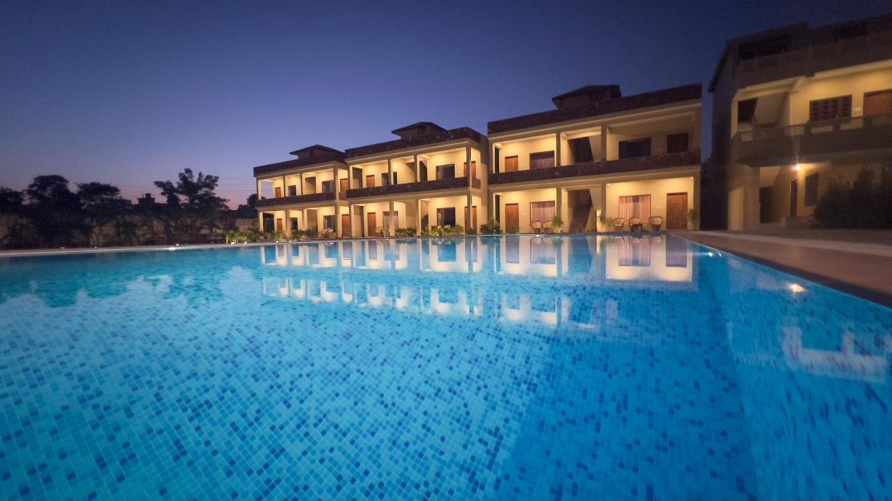 Rajbagh By Aaryam Hotel Савай Мадхопур Екстериор снимка